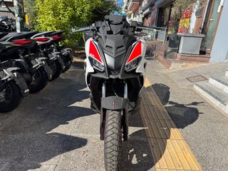 Aprilia SR GT 200 2026 SPORT E5+-thumb-1