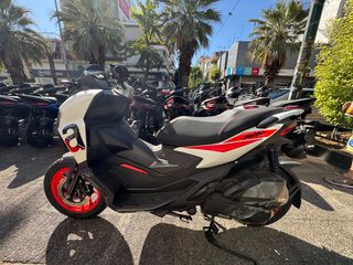 Aprilia SR GT 200 2026 SPORT E5+-thumb-4