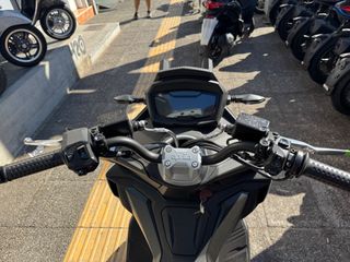 Aprilia SR GT 200 2026 SPORT E5+-thumb-10