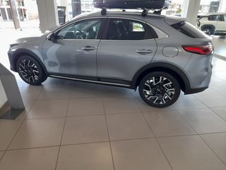 Kia XCeed 2026 (MY26) 1.0 115HP 7DCT PLATINUM 48V-thumb-2