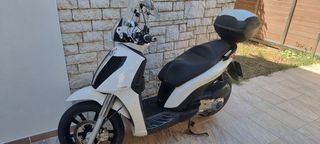 Piaggio Carnaby 300 2012