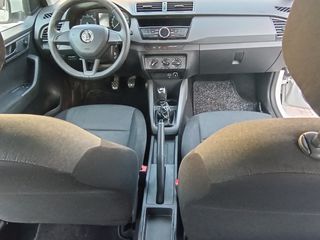 Skoda Fabia 2019-thumb-13