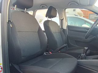 Skoda Fabia 2019-thumb-18