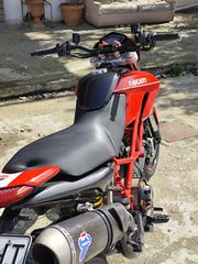 Ducati Hypermotard 1100 S 2010-thumb-15