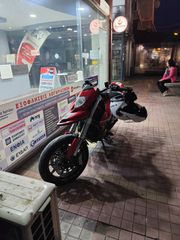 Ducati Hypermotard 1100 S 2010-thumb-21