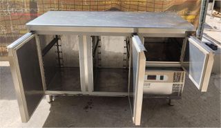 Ψυγείο Πάγκος Συντήρηση Με 2+1 Πόρτες 135x70x83Cm - Μεταχειρισμένο.-thumb-1