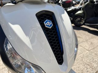 Piaggio Medley 200 2026 ΠΡΟΣΦΟΡΑ!!!!!!!!!-thumb-3
