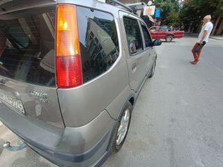 Suzuki Ignis 2004 1.3 VVT 4x4-thumb-6