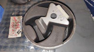 βαση μηχανης (συνεμπλοκ) , Mercedes Vito , με κωδικο : A6382661685