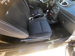 Renault Clio 2011 1.2 AUTHENTIQUE 75 PS 3 DOORS ΠΡΟΣΦΟΡΑ-thumb-36