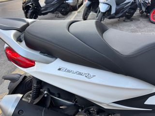 Piaggio Beverly 310 2026-thumb-4