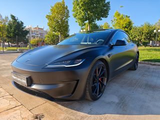 Tesla Model 3 2024 PERFORMANCE
