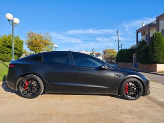 Tesla Model 3 2024 PERFORMANCE-thumb-3