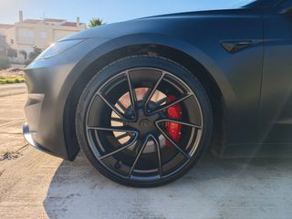 Tesla Model 3 2024 PERFORMANCE-thumb-12