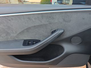Tesla Model 3 2024 PERFORMANCE-thumb-14