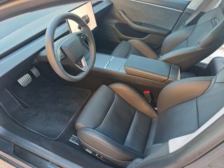 Tesla Model 3 2024 PERFORMANCE-thumb-15