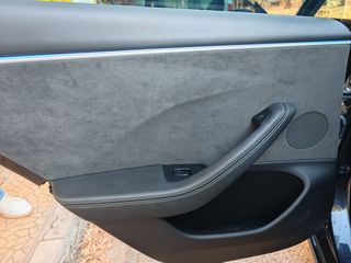 Tesla Model 3 2024 PERFORMANCE-thumb-23