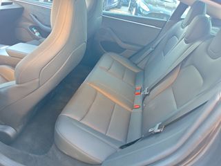 Tesla Model 3 2024 PERFORMANCE-thumb-24
