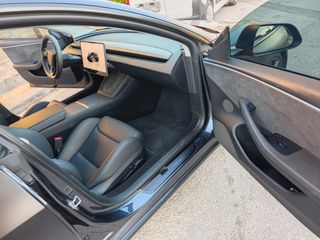 Tesla Model 3 2024 PERFORMANCE-thumb-29