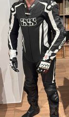 Δερμάτινη Ολόσωμη Φόρμα iXS RS 1000 – Μέγεθος 52 (Αχρησιμοποίητη)