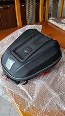 Givi ST611 Tanklock tank bag 6 Ltr