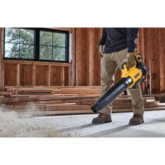 DeWALT DCMBL562N-XJ leaf blower-thumb-2