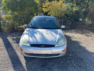Ford Focus 2001-thumb-1