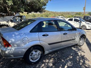 Ford Focus 2001-thumb-5