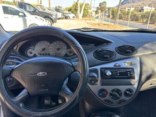 Ford Focus 2001-thumb-7