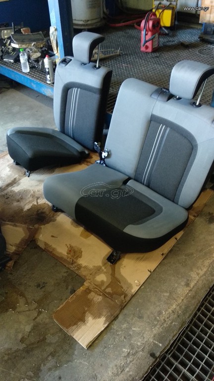 ΣΑΛΟΝΙ FIAT GRANDE PUNTO