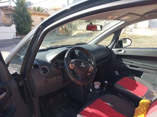 Mitsubishi Colt 2009