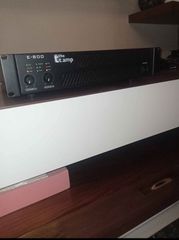 Ενυσχιτης τελικος ΤΑ E800 2 x490 RMS 4om-2x360 RMS 8om-1x990 RMS 8 om bridge.