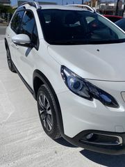 Peugeot 2008 2018 Peugeot 2008 1.2PureTechAllure-thumb-5
