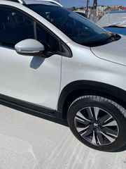 Peugeot 2008 2018 Peugeot 2008 1.2PureTechAllure-thumb-6
