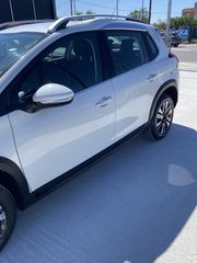 Peugeot 2008 2018 Peugeot 2008 1.2PureTechAllure-thumb-7