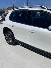Peugeot 2008 2018 Peugeot 2008 1.2PureTechAllure-thumb-8