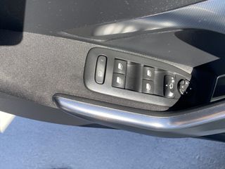 Peugeot 2008 2018 Peugeot 2008 1.2PureTechAllure-thumb-21