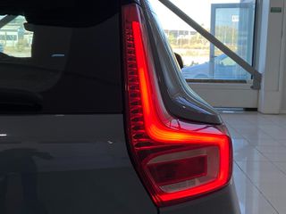 Volvo XC40 2020 T3 MOMENTUM GEARTRONIC-thumb-9