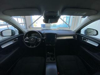 Volvo XC40 2020 T3 MOMENTUM GEARTRONIC-thumb-12