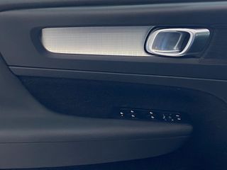 Volvo XC40 2020 T3 MOMENTUM GEARTRONIC-thumb-25