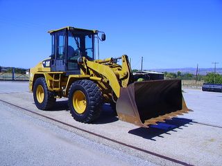 Loader With Tires CAT 2008 914G