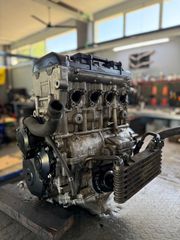 Suzuki GSX-R 1000 2004-thumb-2