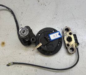 Suzuki GSX-R 1000 2004-thumb-9