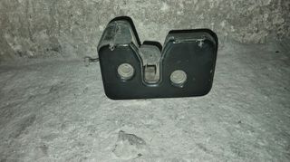 VW POLO (1994-2002) ΚΛΕΙΔΑΡΙΑ ΠΟΡΤΑΣ ΠΙΣΩ - ΠΟΡΤΜΠΑΓΚΑΖ ΜΕ ΚΩΔΙΚΟ 6N0827505A (ΓΝΗΣΙΑ)