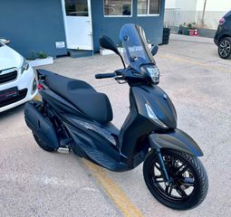 Piaggio Beverly 400 2024 HPE DEEP BLACK