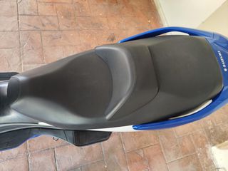 Suzuki Burgman 400 2007-thumb-8