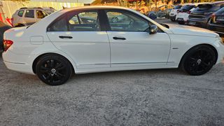 Mercedes-Benz C 180 2009 AVANTGARDE-thumb-2