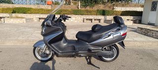 Suzuki Burgman 650 2010-thumb-1