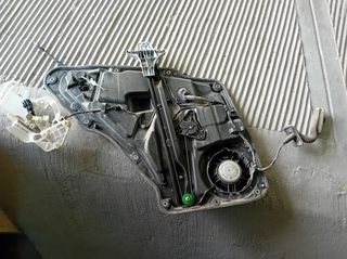 VOLKSWAGEN TIGUAN 2011-2016 Γρύλλοι πόρτας πίσω δεξιά  γνήσιο Μεταχειρισμένο