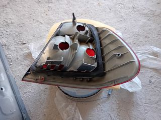 Mercedes benz E200  2006-2009 Φανάρι LED πίσω δεξιά γνήσιο Μεταχειρισμένο-thumb-1